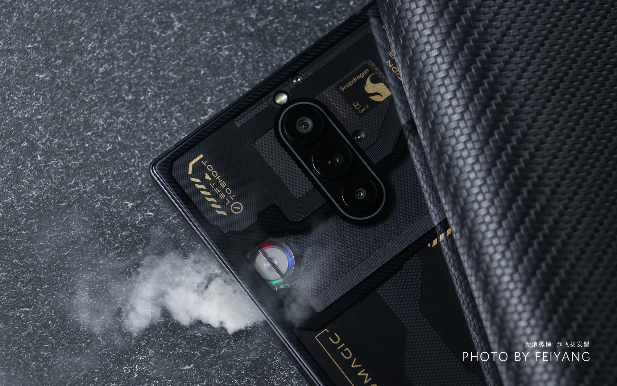 Red Magic 8 Pro ra mắt: Gaming phone có camera ẩn dưới màn hình, Snapdragon 8 Gen 2, giá từ 13,5 triệu đồng - Ảnh 4. Red Magic 8 Pro ra mắt: Gaming phone có camera ẩn dưới màn hình, Snapdragon 8 Gen 2, giá từ 13,5 triệu đồng