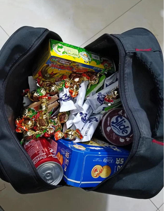 Mang cả 'chợ quê' lên thành phố sau Tết