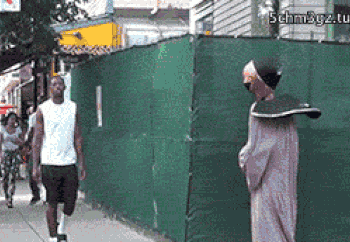 Nhiều người không nhịn được cười với màn troll cực bá đạo