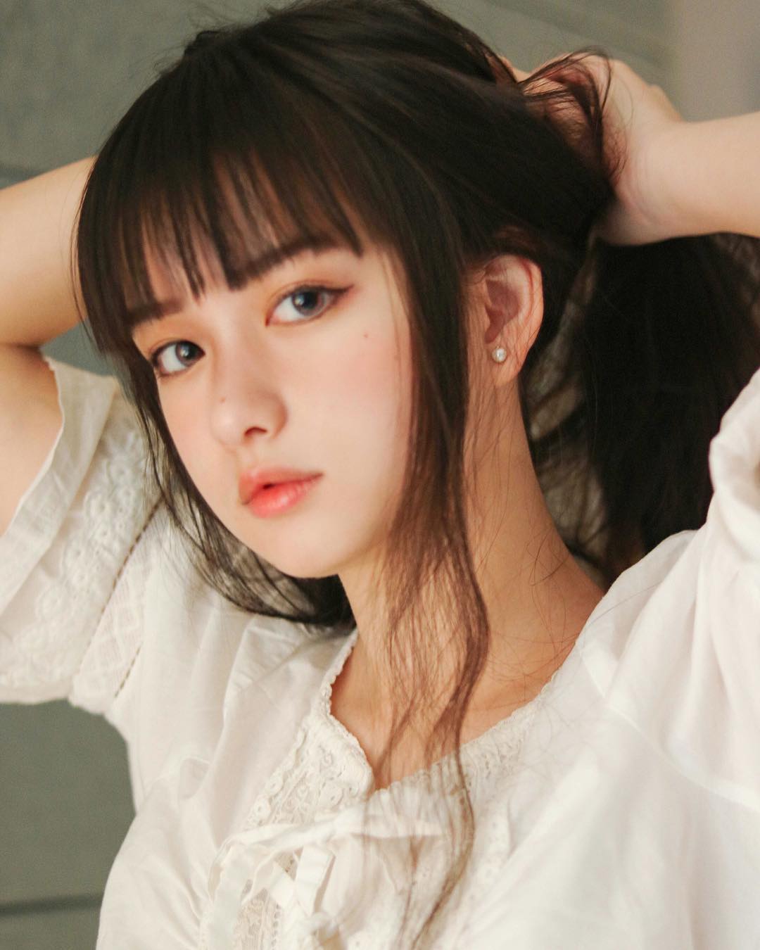 Cô gái 10X gây thương nhớ bởi vẻ đẹp hoàn hảo như bước ra từ truyện tranh