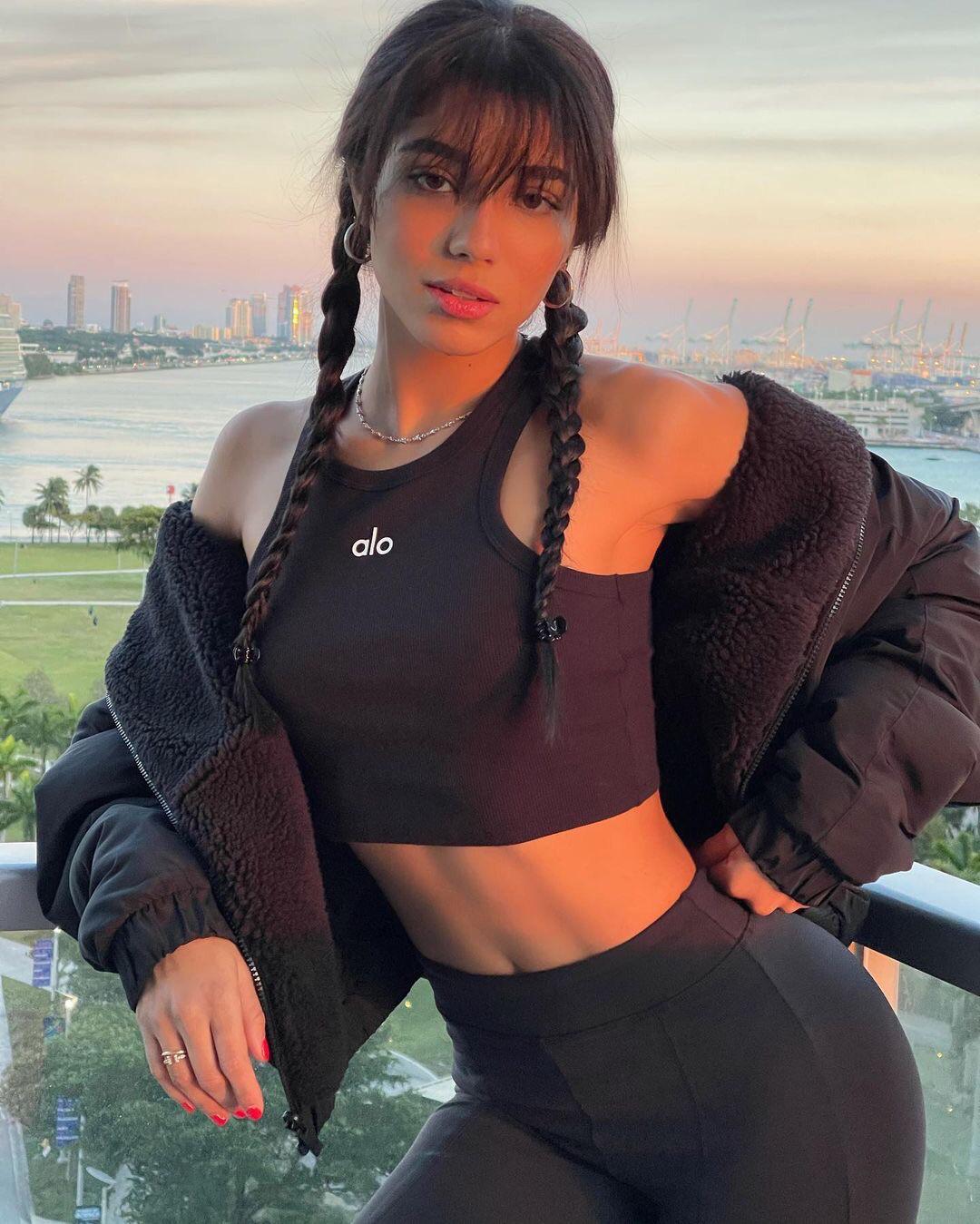 Yovanna Ventura [irtr] : r/BeautifulFemales