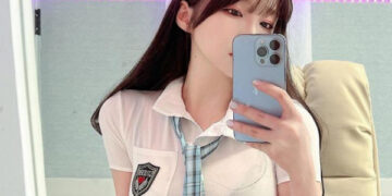 Gái Hàn có đôi gò bồng đảo đẹp khó cưỡng